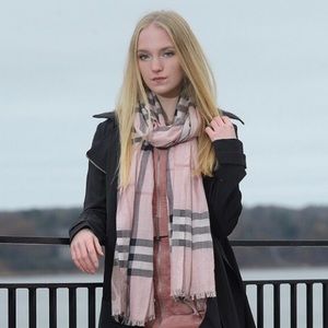 Meet your Posher, Kate